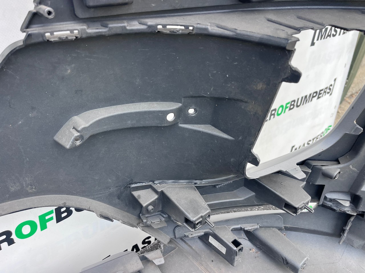 Range Rover Sport L461 Suv 2022-2025 Front Bumper 6 Pdc + Jets Genuine [p779]