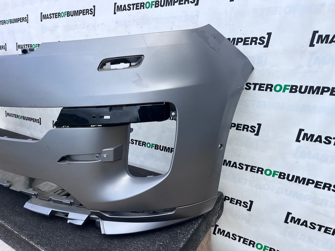 Range Rover Sport L461 Suv 2022-2025 Front Bumper 6 Pdc + Jets Genuine [p779]
