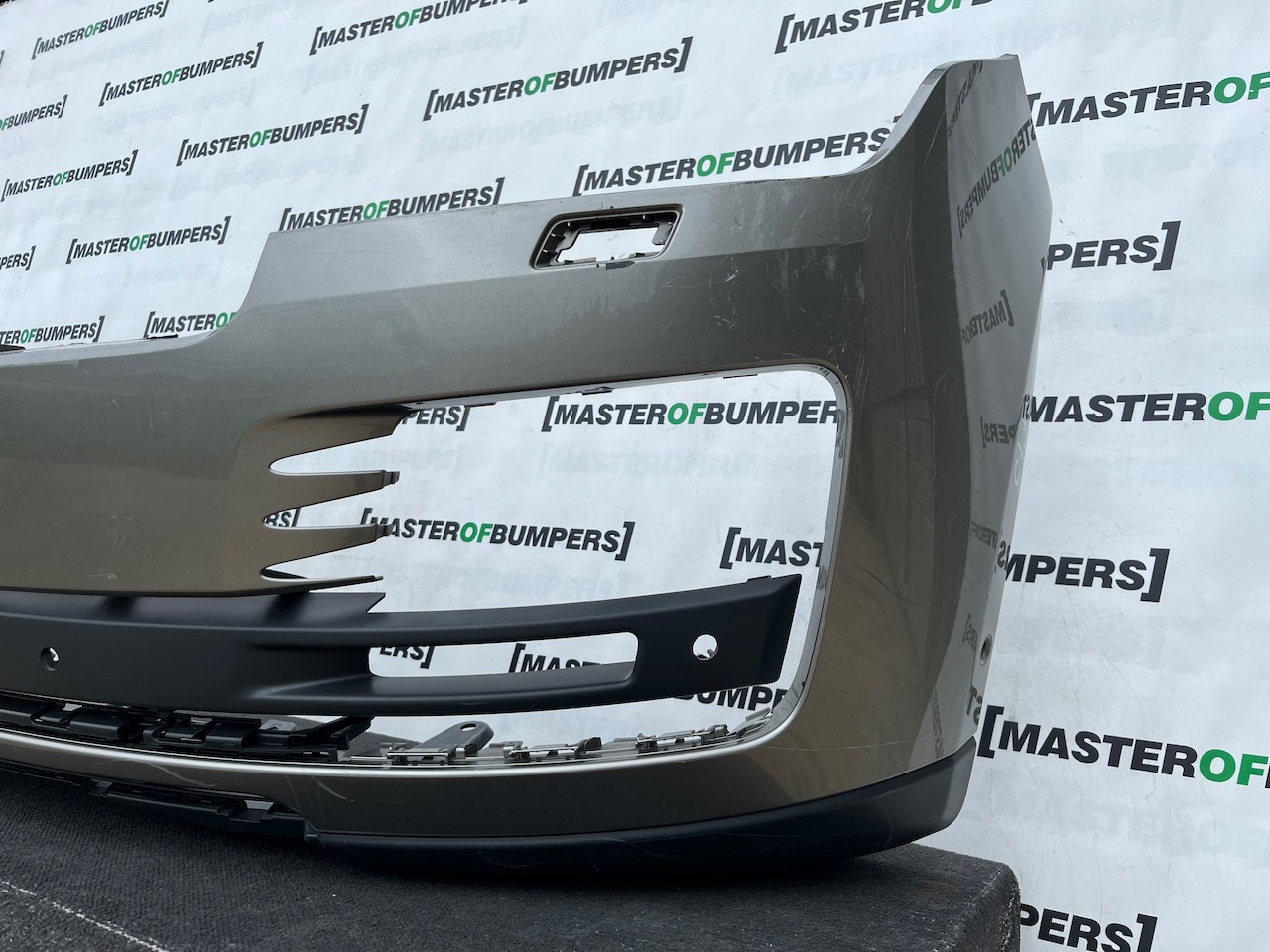 Range Rover Vouge L405 2012-2017 Front Bumper 6 Pdc Genuine [p775]