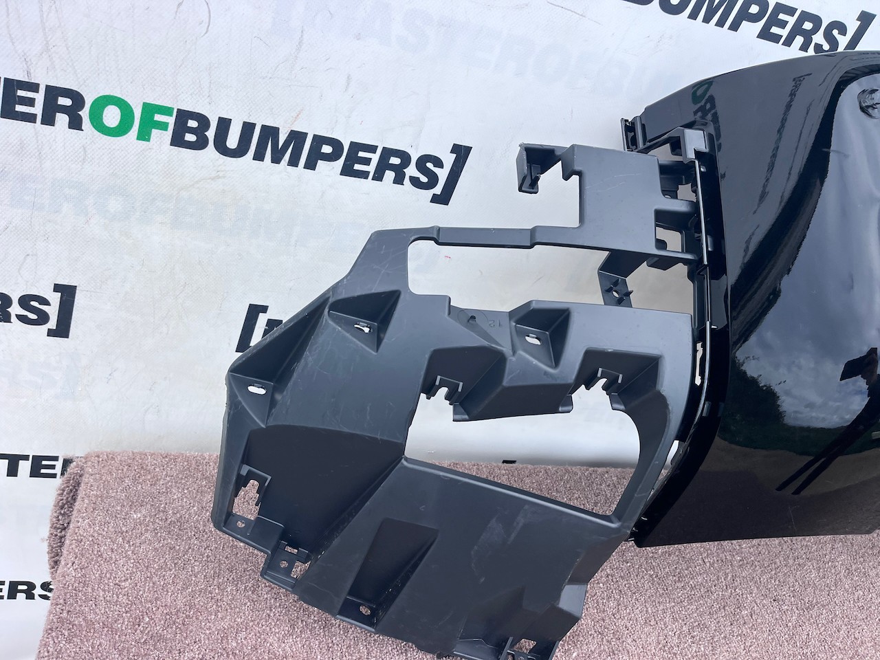 Land Rover Defender S D200 Suv 2019-2024 Rear Bumper Pdc Genuine [p801]