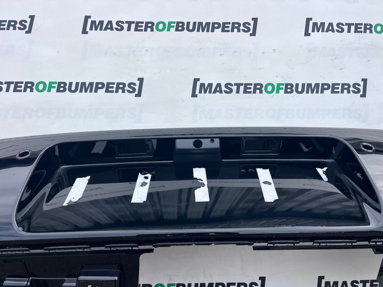 Land Rover Defender S D200 Suv 2019-2024 Rear Bumper Pdc Genuine [p801]
