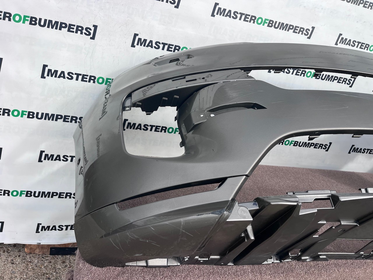 Range Rover Sport L461 Suv 2022-2025 Front Bumper 6 Pdc Jets Genuine [p823]