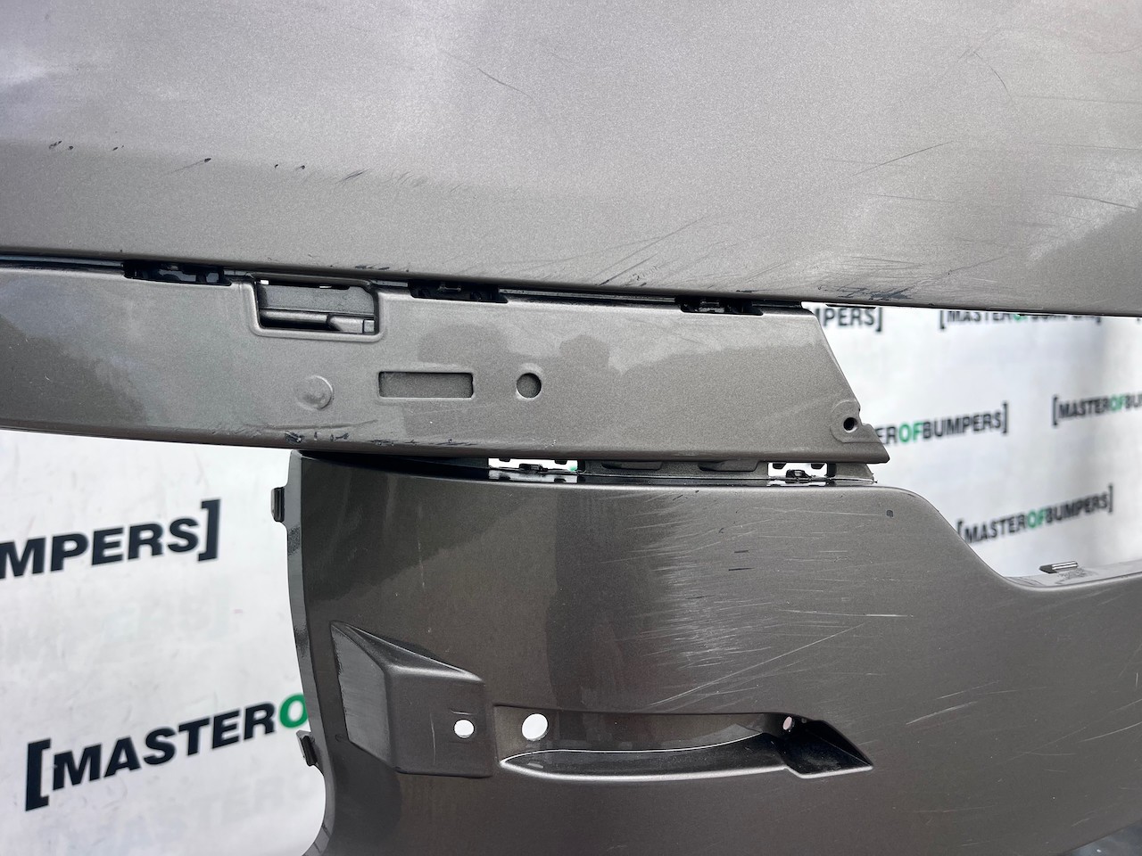Range Rover Sport L461 Suv 2022-2025 Front Bumper 6 Pdc Jets Genuine [p823]
