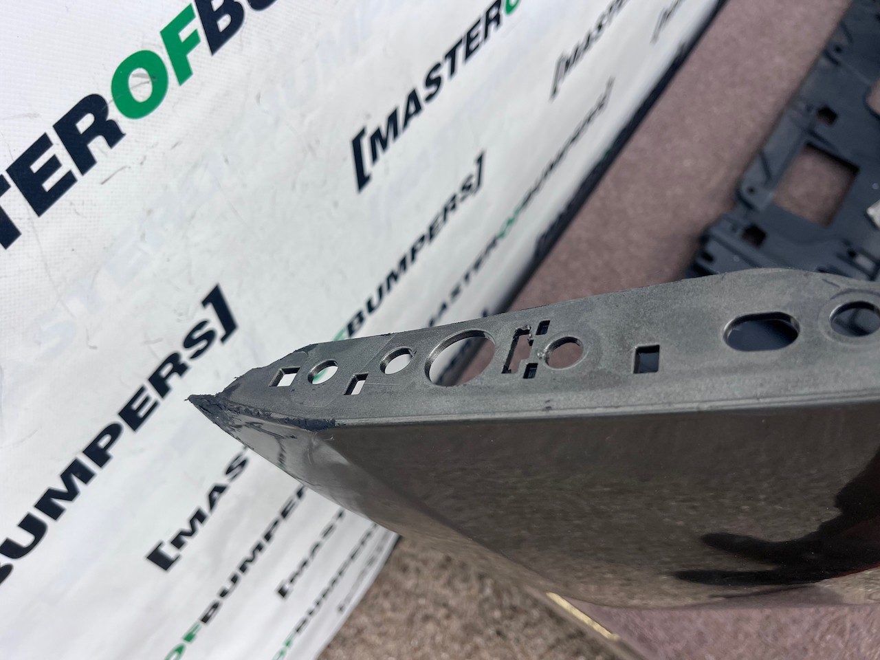 Range Rover Sport L461 Suv 2022-2025 Front Bumper 6 Pdc Jets Genuine [p823]