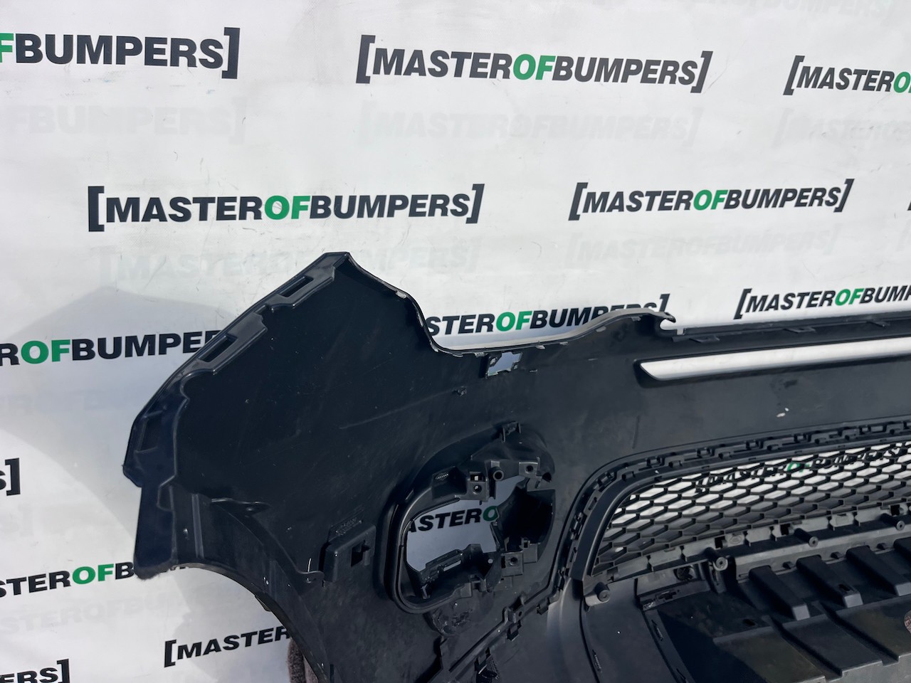 Land Rover Discovery Sport Hse 2015-2019 Front Bumper 4 Pdc Genuine [p816]