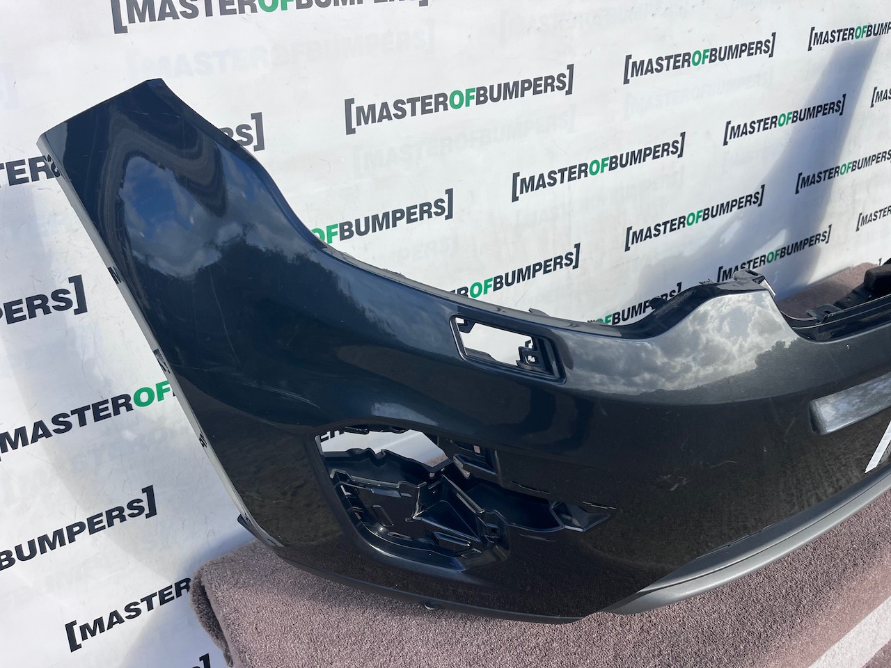 Land Rover Discovery Sport Hse 2015-2019 Front Bumper 4 Pdc Genuine [p816]