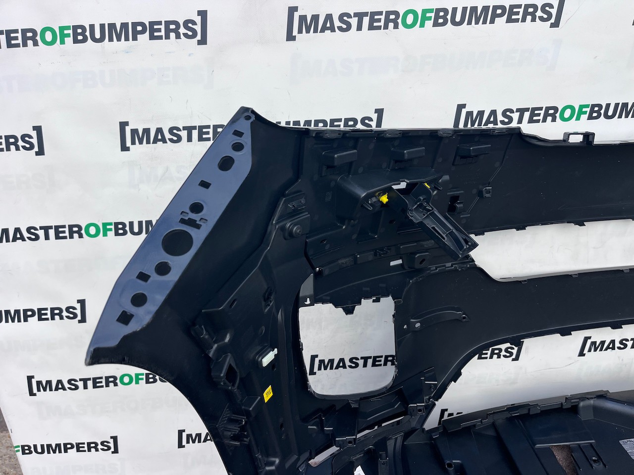 Range Rover Sport L461 Suv 2022-2025 Front Bumper 6 Pdc + Jets Genuine [p838]