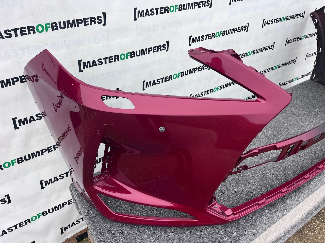 Lexus Rx Mk4 450h 400h 2015-2019 Front Bumper 4 Pdc Jets Genuine [t588]