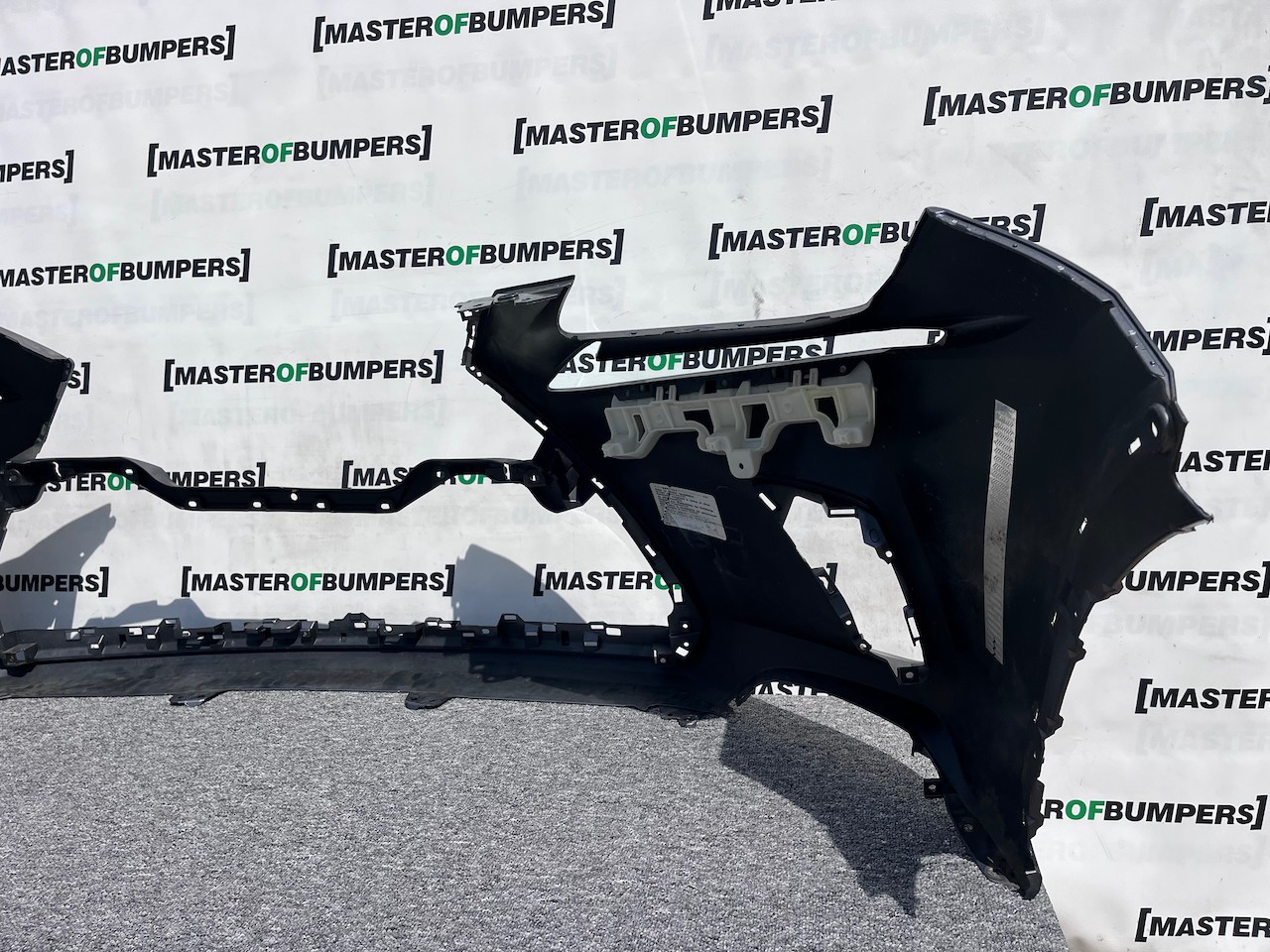 Lexus Nx 300h F Sport Nx300h 2018-2021 Front Bumper 4 Pdc Genuine [t524]