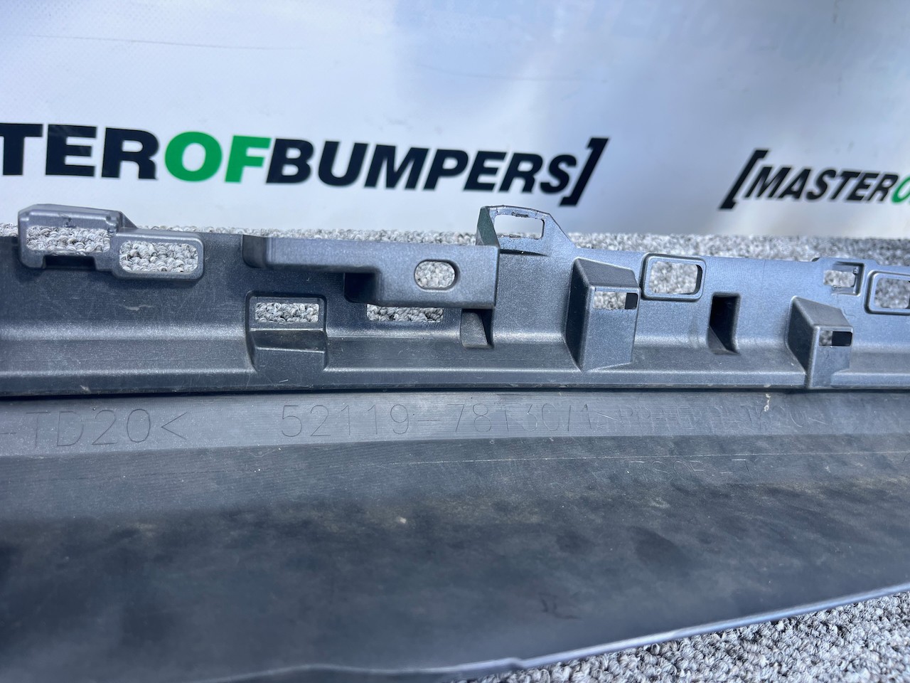 Lexus Nx 300h F Sport Nx300h 2018-2021 Front Bumper 4 Pdc Genuine [t524]