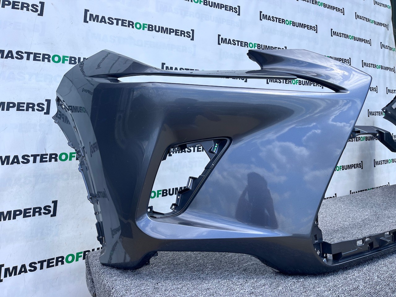 Lexus Nx 300h F Sport Nx300h 2018-2021 Front Bumper 4 Pdc Genuine [t524]