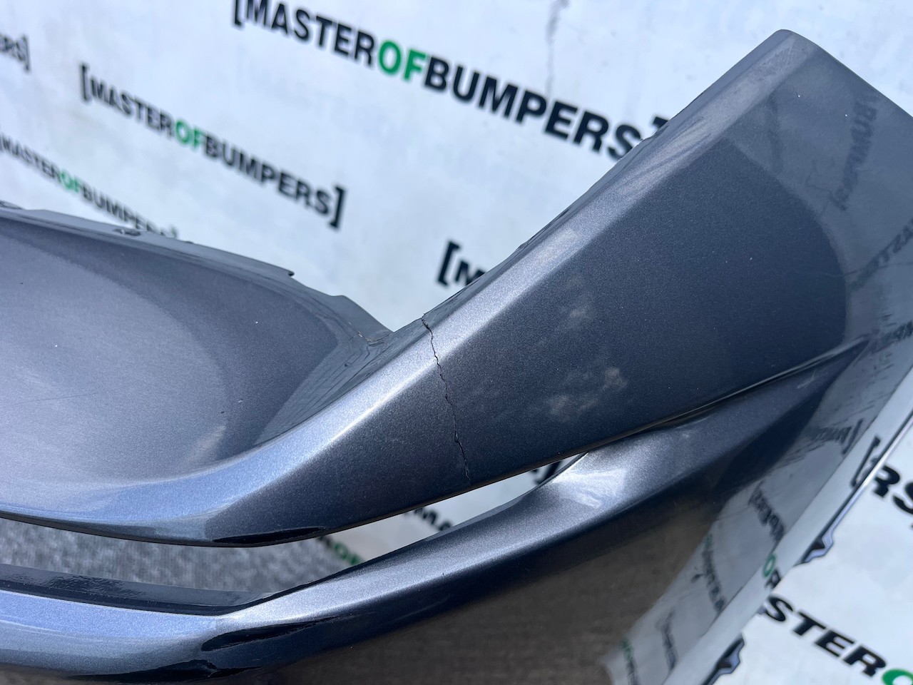 Lexus Nx 300h F Sport Nx300h 2018-2021 Front Bumper 4 Pdc Genuine [t524]