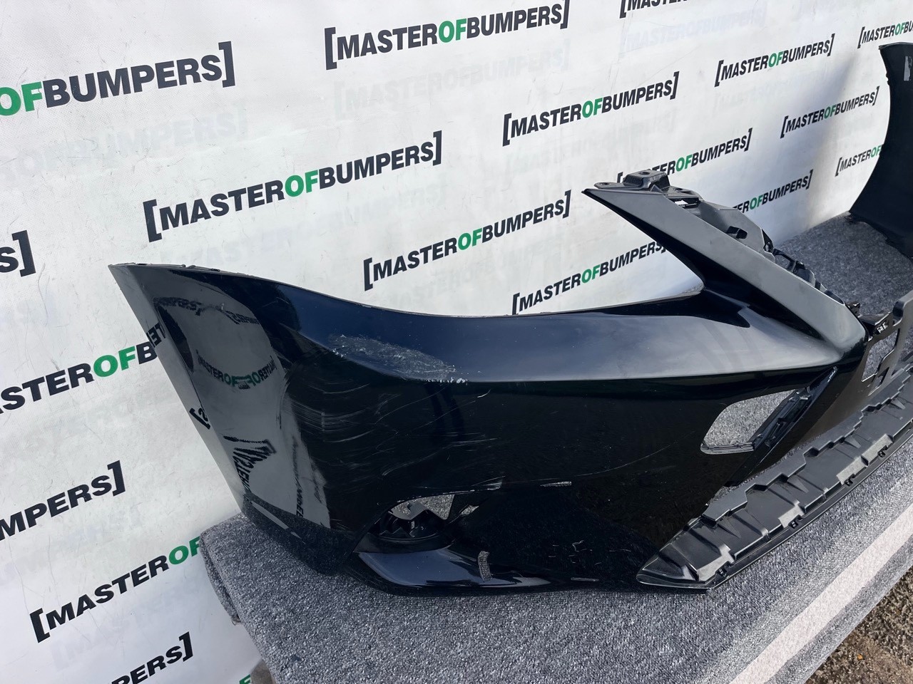 Lexus Ct200h Luxury 2nd Lift  2017-22 Front Bumper No Pdc No Jets Genuine [t560]