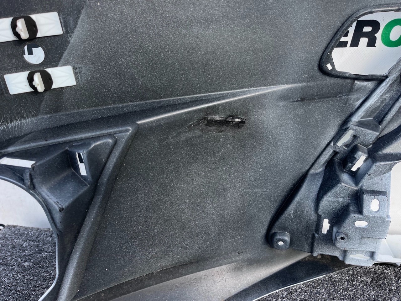 Lexus Ct200h Executive 2nd Lift  2017-22 Front Bumper 4 Pdc Genuine [t561]