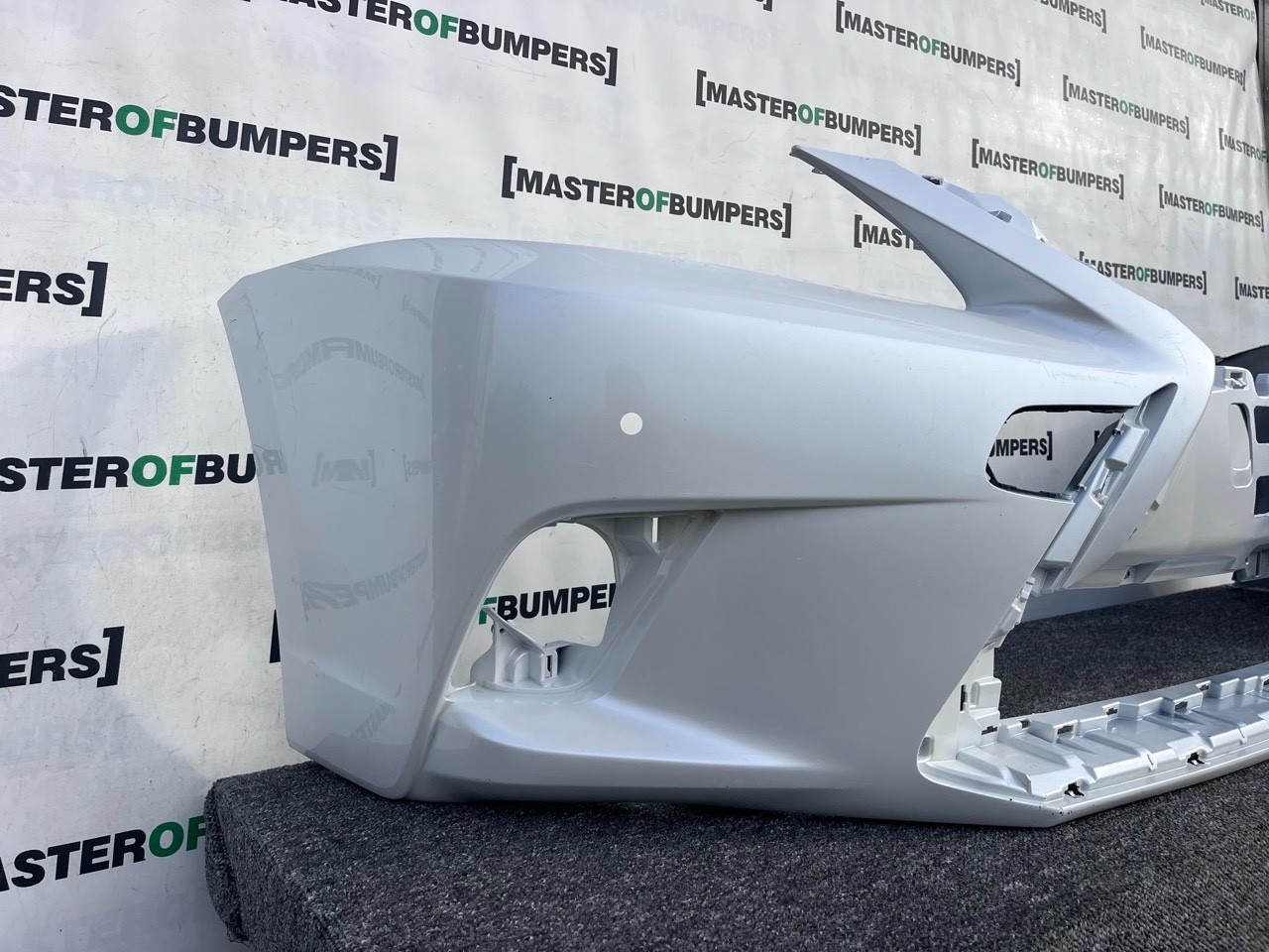 Lexus Ct200h Executive 2nd Lift  2017-22 Front Bumper 4 Pdc Genuine [t561]
