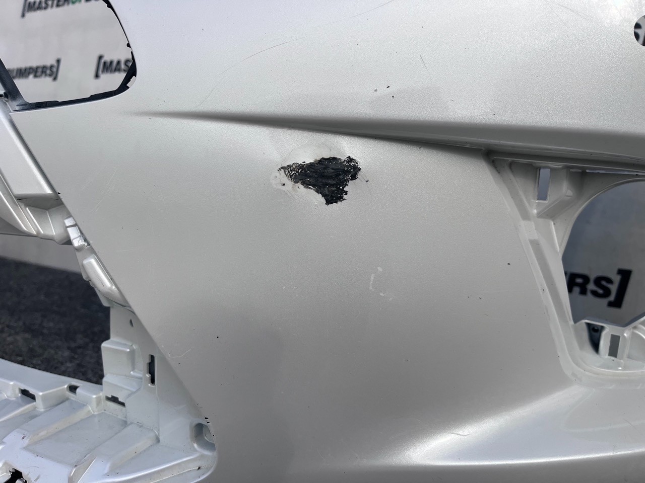 Lexus Ct200h Executive 2nd Lift  2017-22 Front Bumper 4 Pdc Genuine [t561]