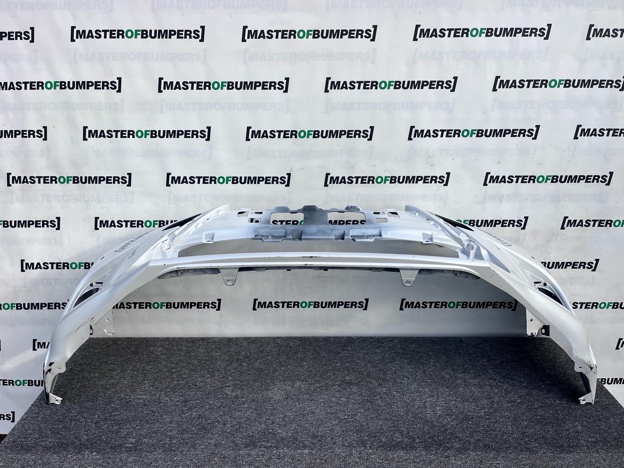 Lexus Ct200h Executive 2nd Lift  2017-22 Front Bumper 4 Pdc Genuine [t562]
