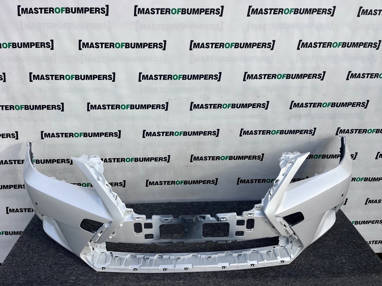 Lexus Ct200h Executive 2nd Lift  2017-22 Front Bumper 4 Pdc Genuine [t562]