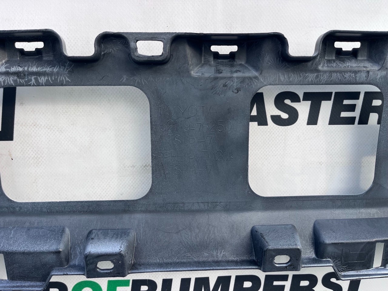 Lexus Ct200h Executive 2nd Lift  2017-22 Front Bumper 4 Pdc Genuine [t562]