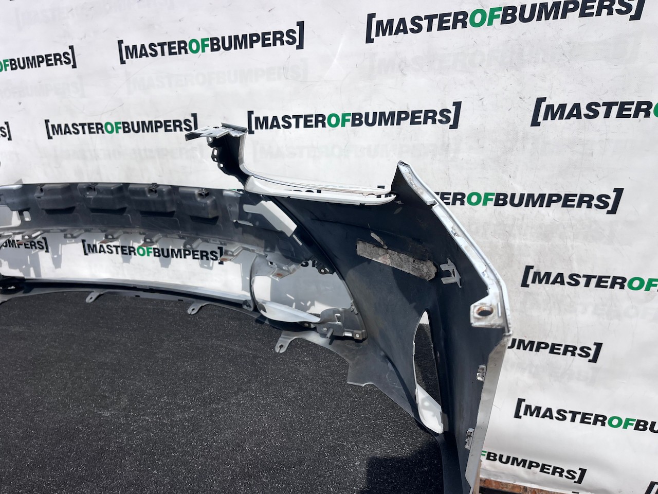 Lexus Rc300h F Sport Rc 300 H 2016-2019 Front Bumper 6 Pdc Genuine [t655]