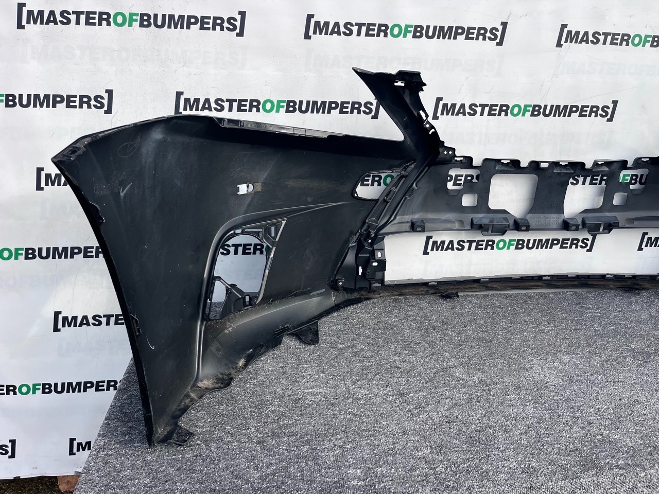 Lexus Ct200h Sport 2nd Lift  2017-2022 Front Bumper 4 Pdc Genuine [t563]