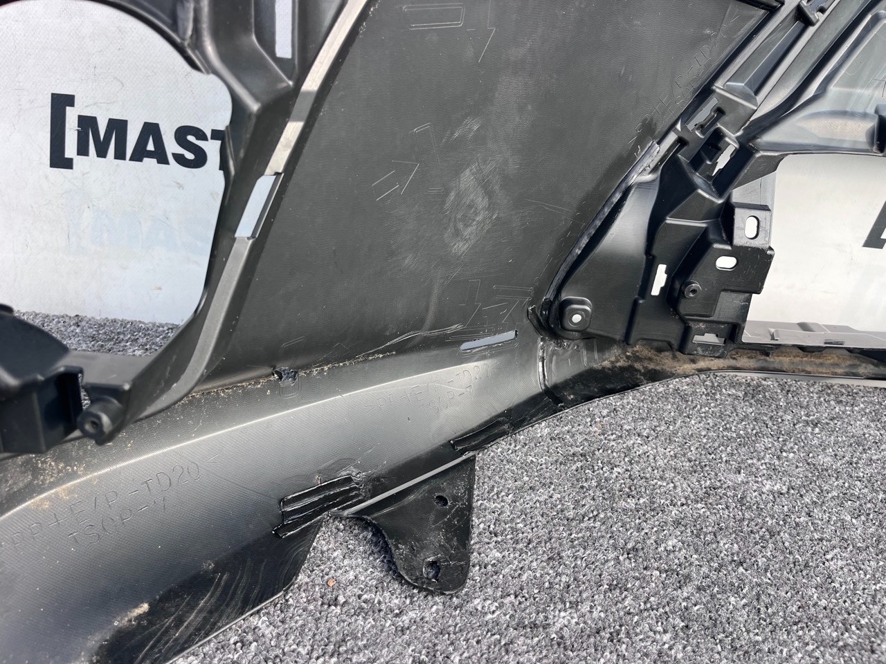 Lexus Ct200h Sport 2nd Lift  2017-2022 Front Bumper 4 Pdc Genuine [t563]