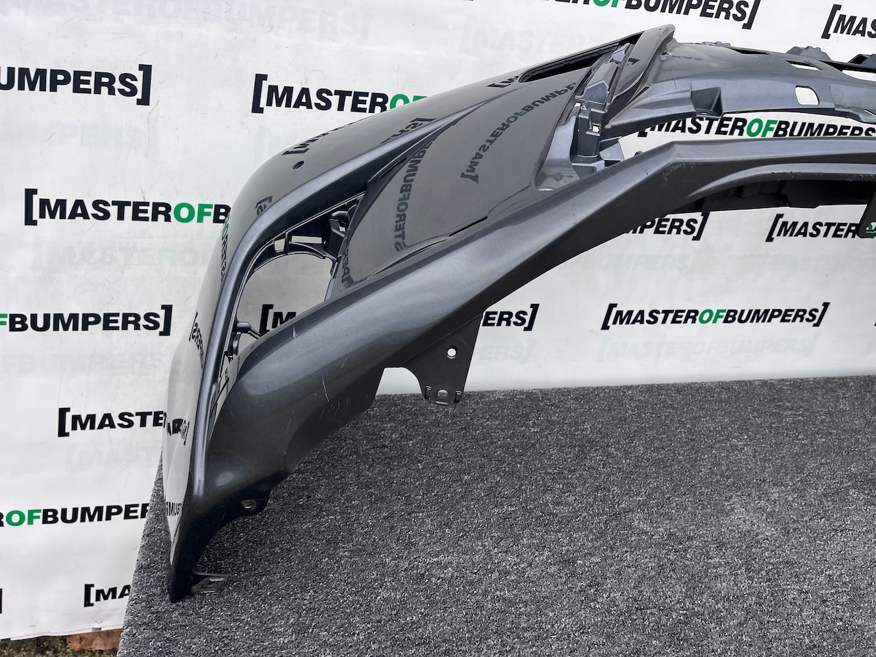 Lexus Ct200h Luxury 2nd Lift  2017-22 Front Bumper 4 Pdc No Jets Genuine [t566]