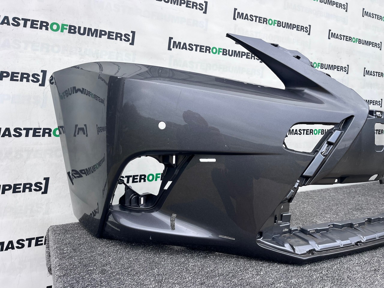 Lexus Ct200h Luxury 2nd Lift  2017-22 Front Bumper 4 Pdc No Jets Genuine [t566]