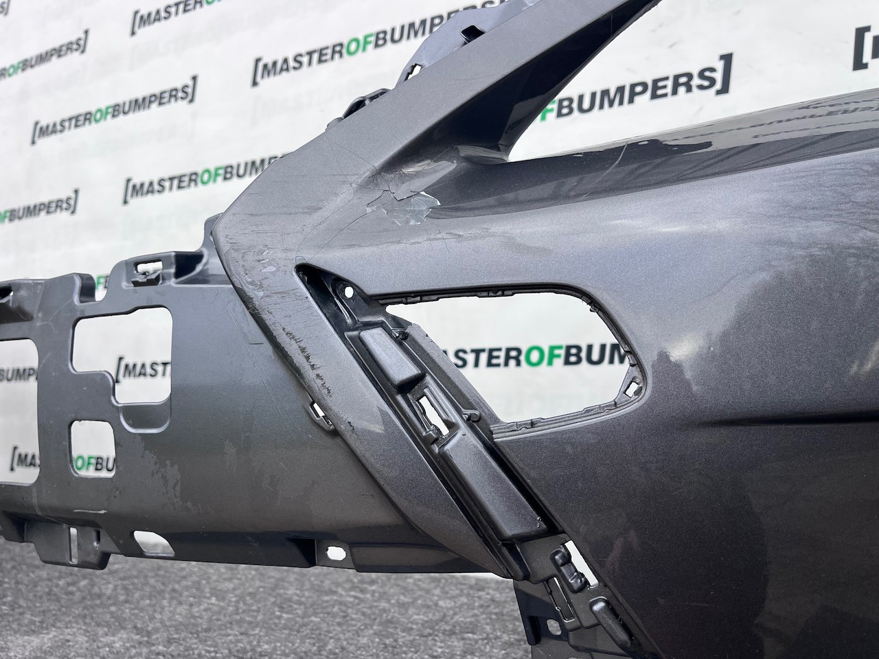 Lexus Ct200h Luxury 2nd Lift  2017-22 Front Bumper 4 Pdc No Jets Genuine [t566]