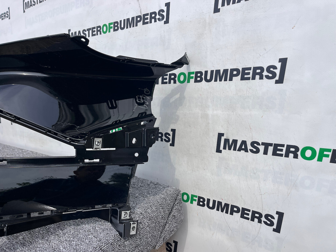 Lotus Eletre Electric Suv 2023-on Front Bumper Moulding Genuine [p462]