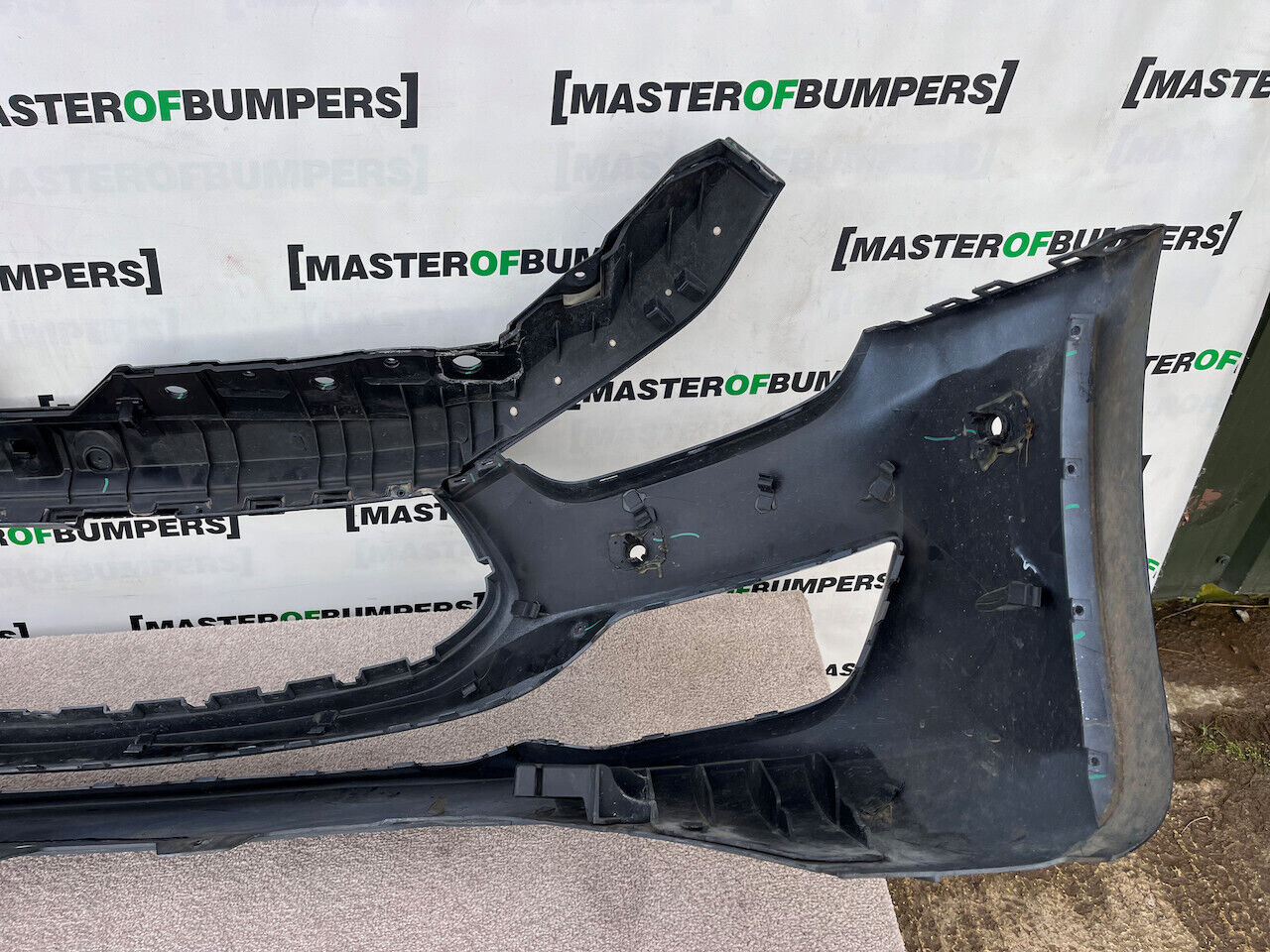 Maserati Ghibli Granlusso S 2018 - On Front Bumper 6 Pdc Genuine [p20]