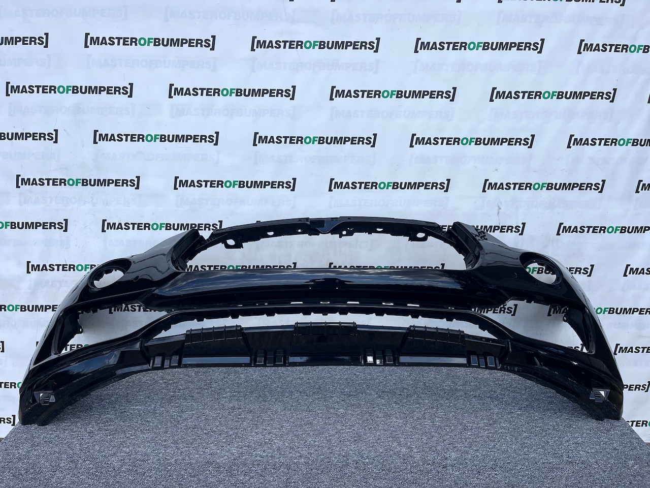 Maserati Levante V6 Zf Suv 4wd 2017 - 2021 Front Bumper 6 Pdc Genuine [p721]