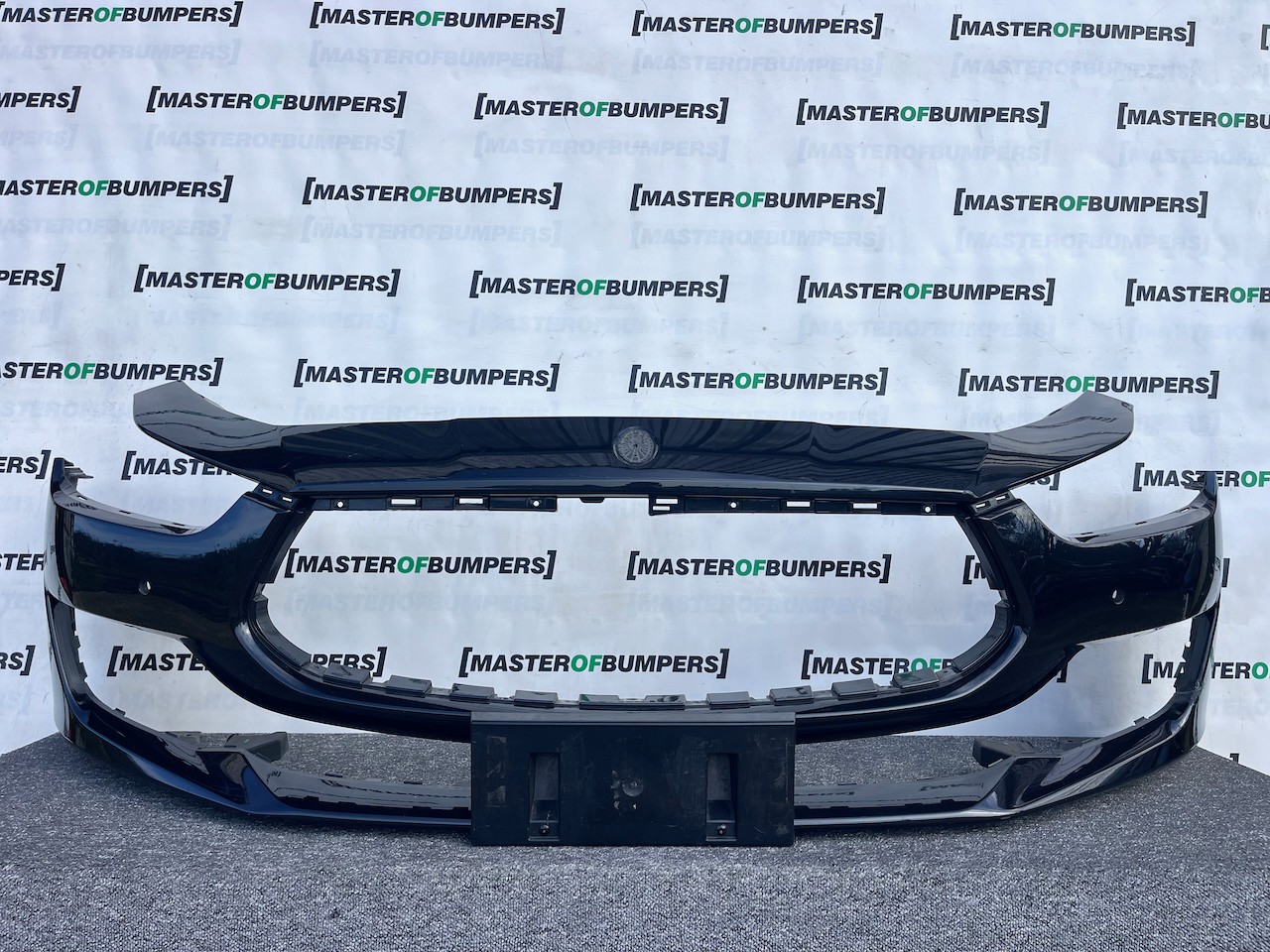 Maserati Ghibli Granlusso S Royale 2018 - 2022 Front Bumper 6 Pdc Genuine [p616]