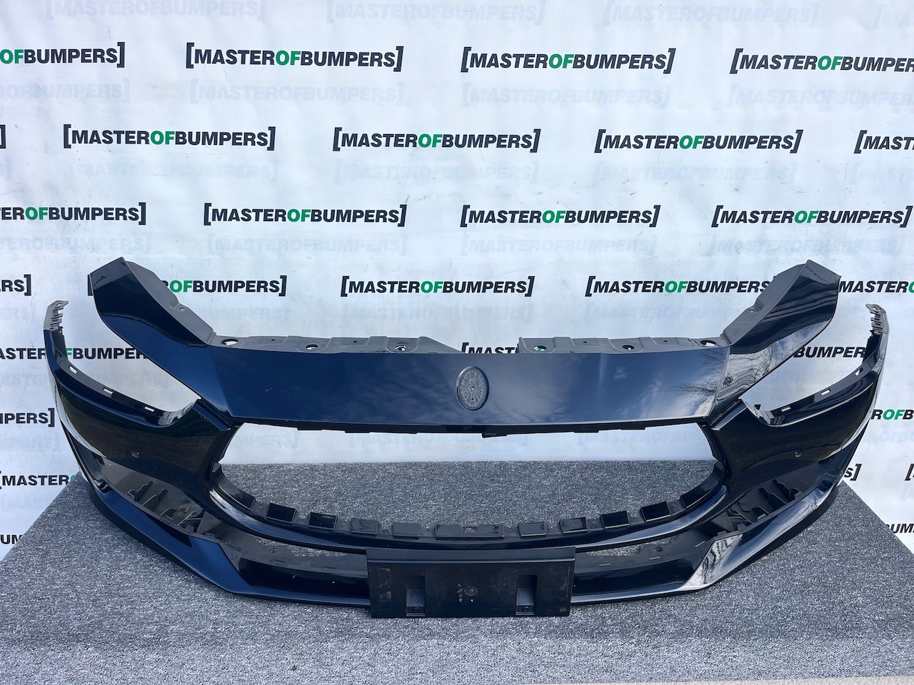 Maserati Ghibli Granlusso S Royale 2018 - 2022 Front Bumper 6 Pdc Genuine [p616]