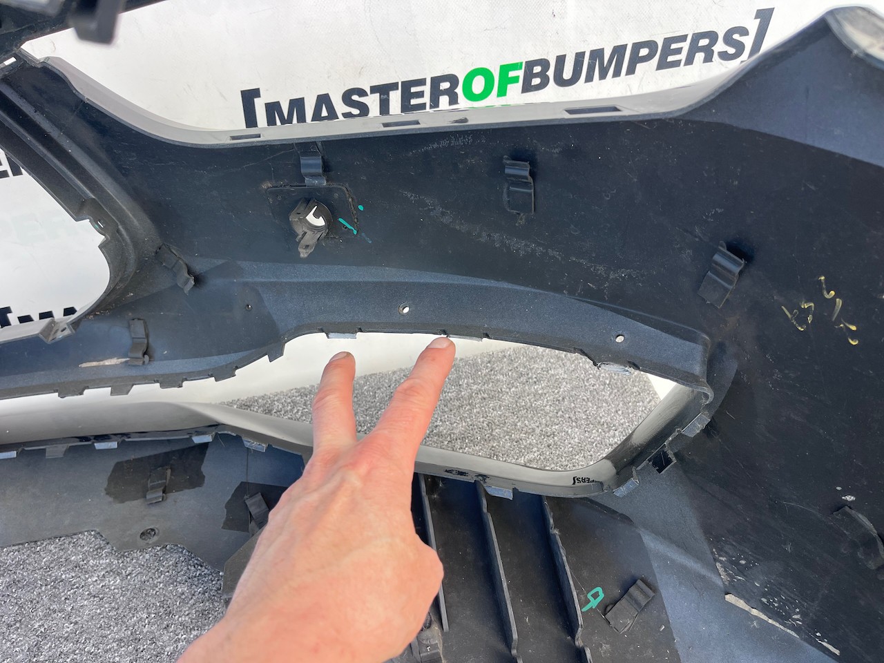 Maserati Ghibli Granlusso S Royale 2018 - 2022 Front Bumper 6 Pdc Genuine [p616]