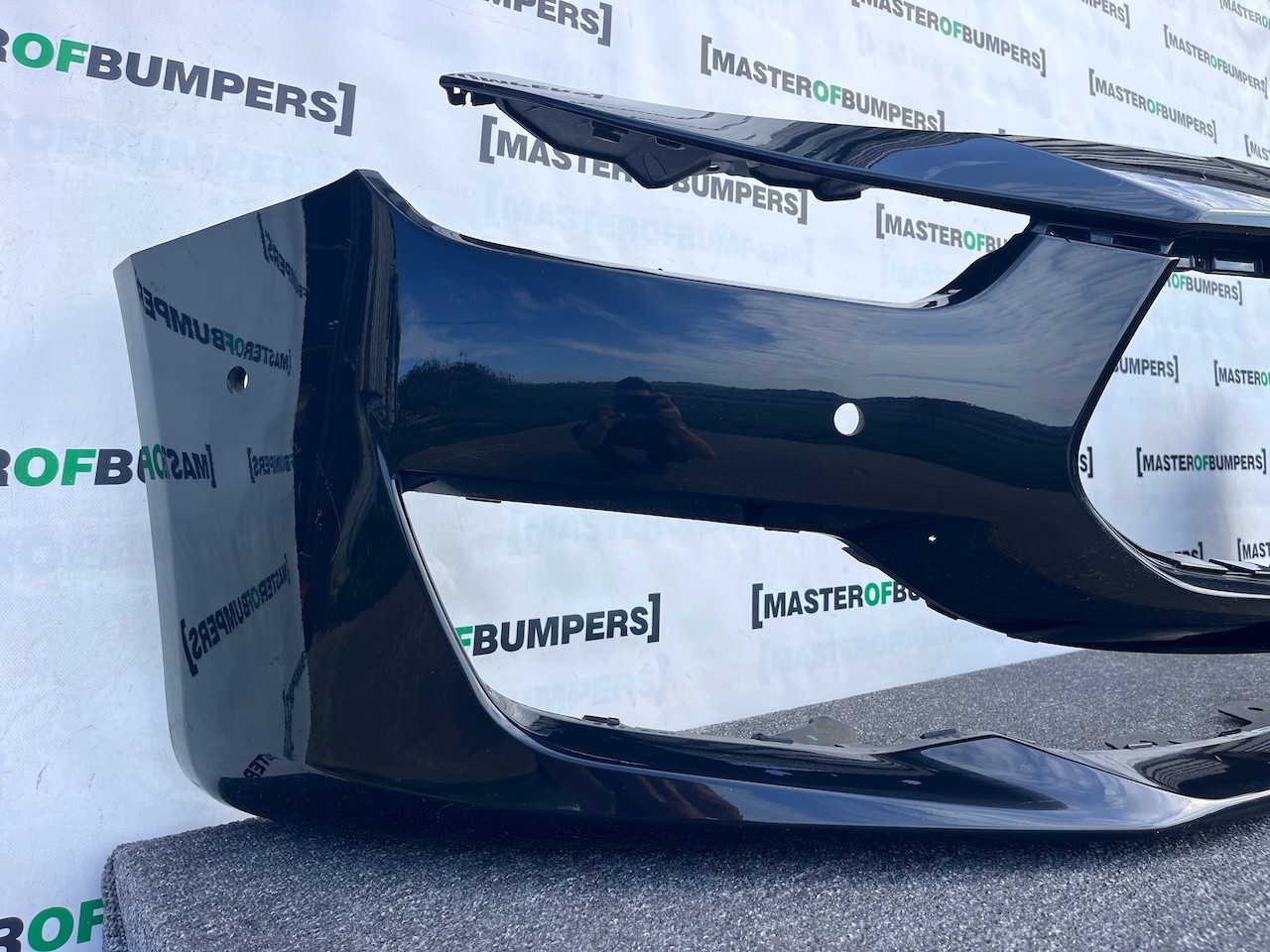 Maserati Ghibli Granlusso S Royale 2018 - 2022 Front Bumper 6 Pdc Genuine [p616]