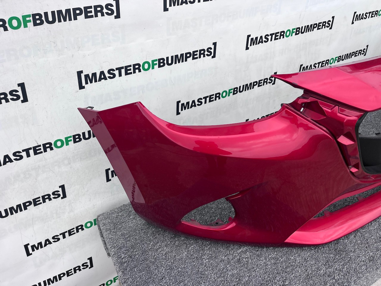 Mazda 2 Mk3 Hatchback Skyactive 2014-2018 Front Bumper Genuine [g535]