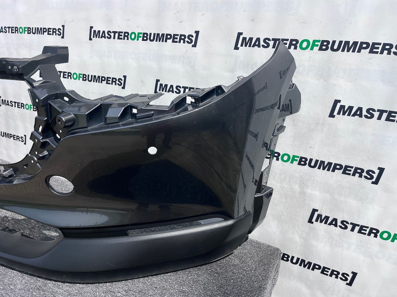 Mazda Cx-30 Skyactiv Mhev Sport 2020-2025 Front Bumper 4 Pdc Genuine [g620]