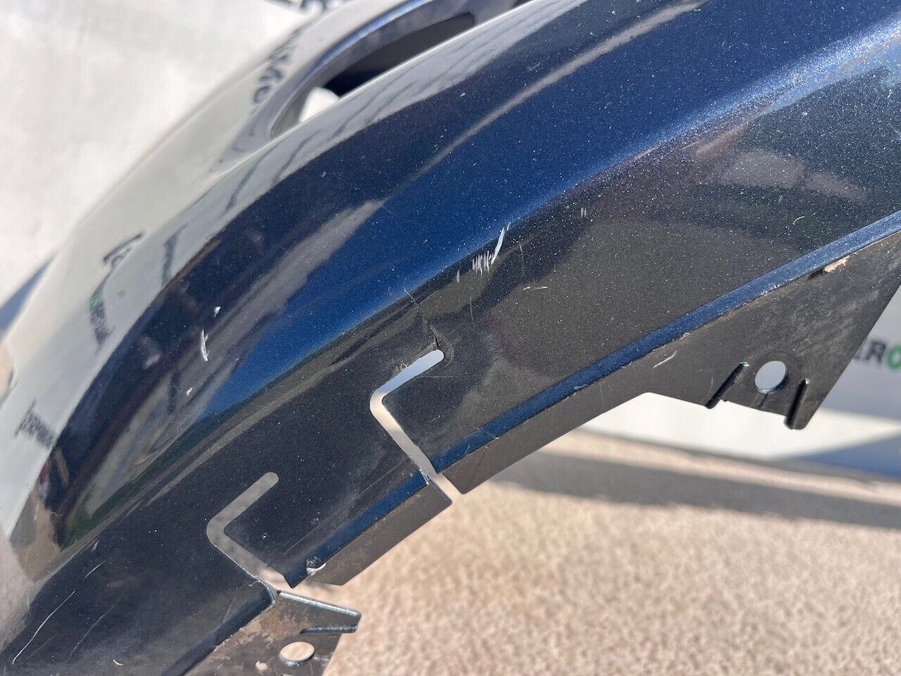 Mazda 2 Mk3 Hatchback Skyactive 2014-2018 Front Bumper Genuine [g524]