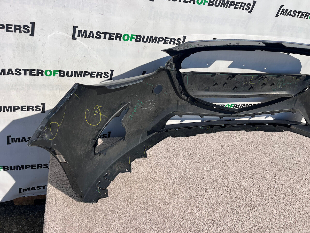 Mazda 2 Mk3 Hatchback Skyactive 2014-2018 Front Bumper Genuine [g524]
