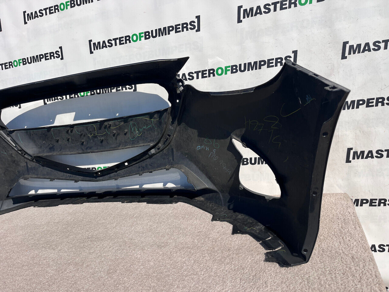 Mazda 2 Mk3 Hatchback Skyactive 2014-2018 Front Bumper Genuine [g524]