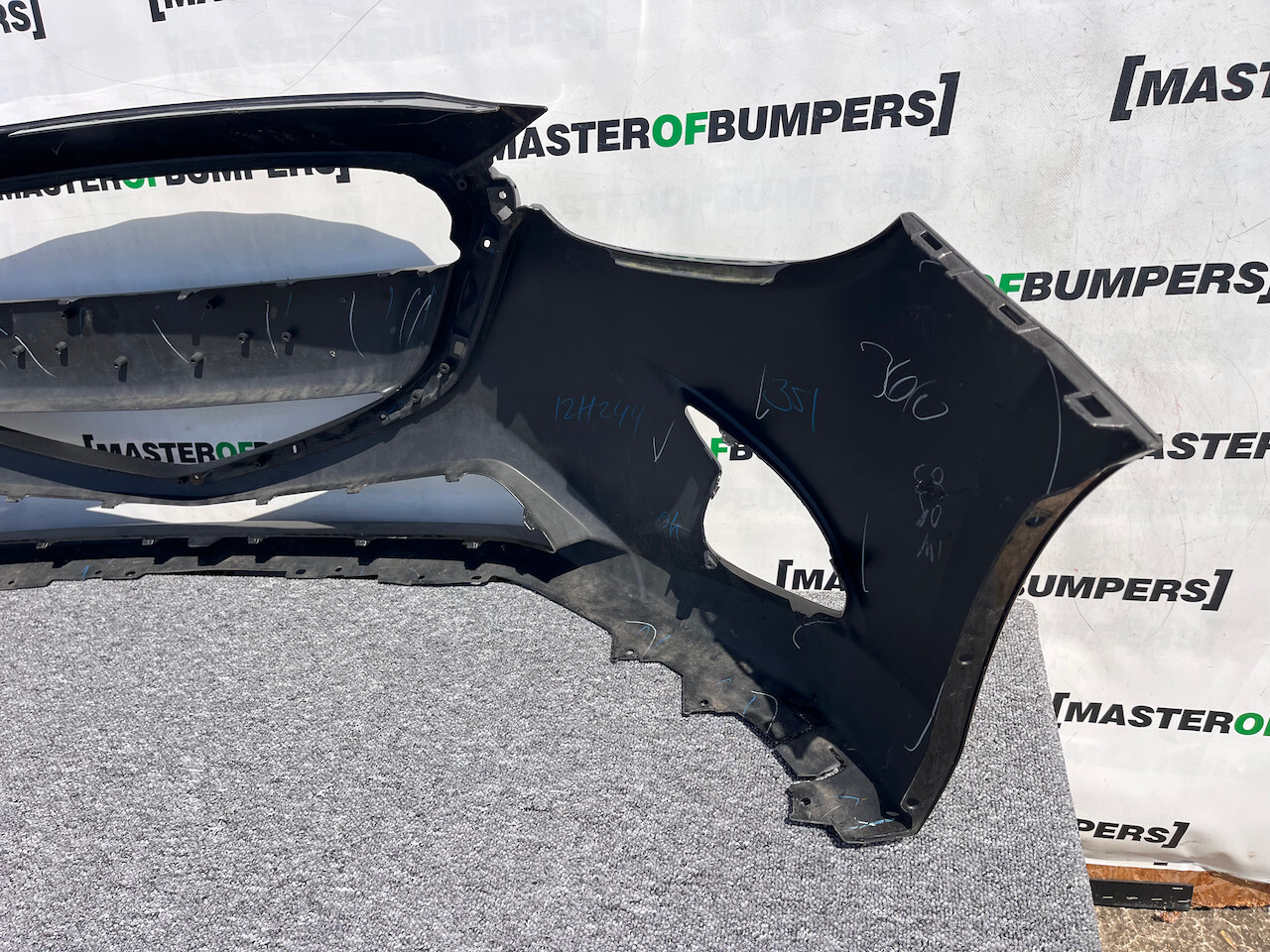 Mazda 2 Mk3 Hatchback Skyactive 2014-2018 Front Bumper Genuine [g536]