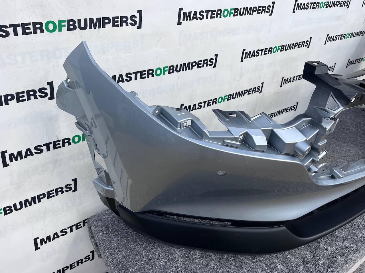 Mazda Cx-30 Skyactiv Mhev Sport 2020-2025 Front Bumper 4 Pdc Genuine [g569]