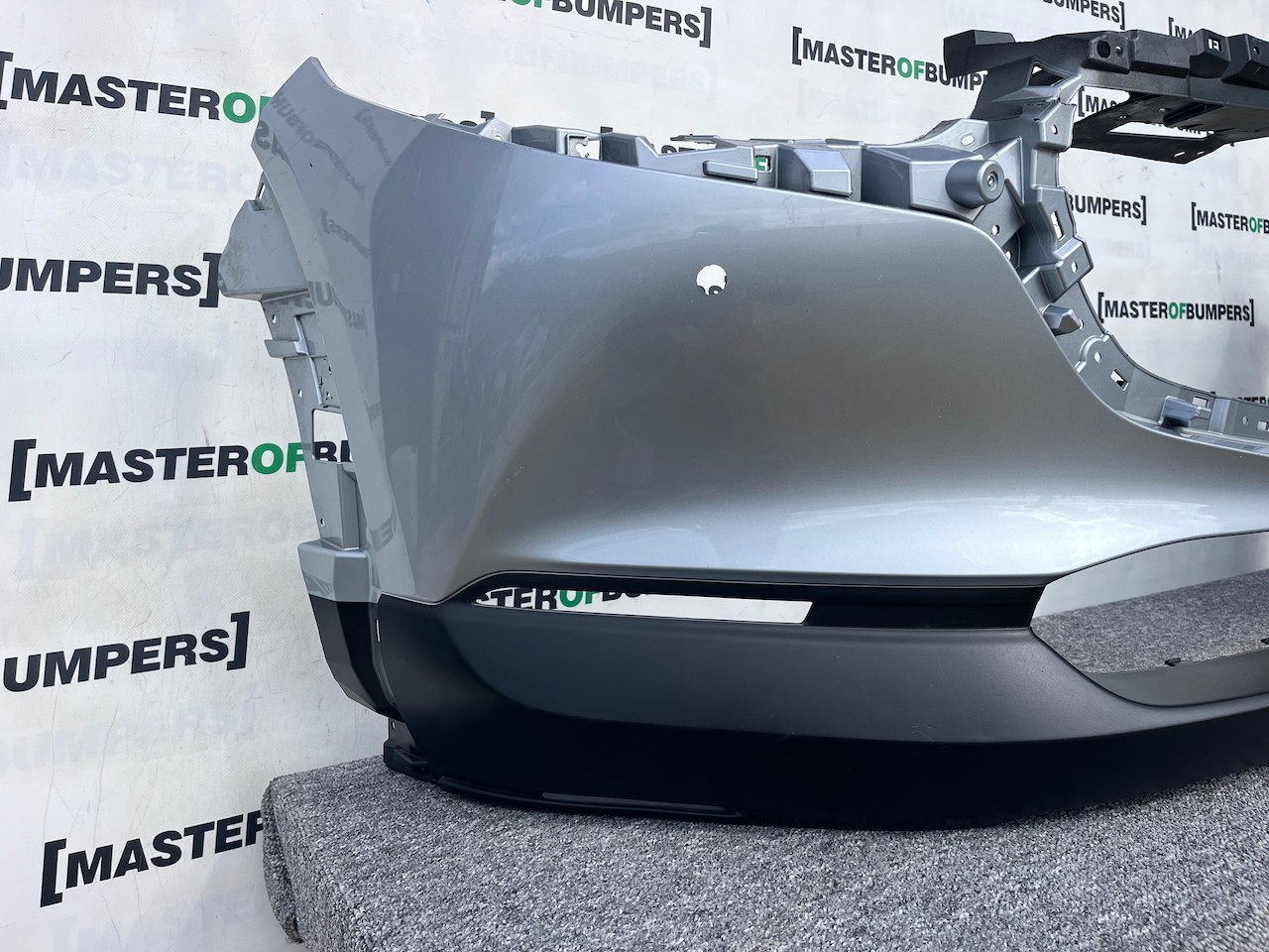 Mazda Cx-30 Skyactiv Mhev Sport 2020-2025 Front Bumper 4 Pdc Genuine [g569]