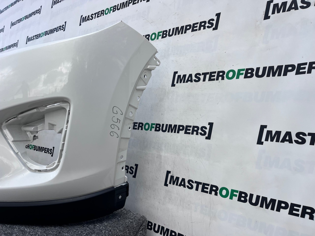 Mazda Cx-5 Cx5 Mk1 2012-2016 Front Bumper 4 Pdc No Jets Genuine [g566]