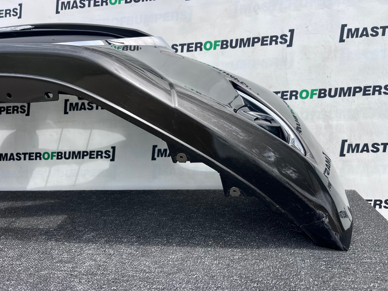 Mazda 2 Mk3 Hatchback Skyactive 2014-2018 Front Bumper Genuine [g536]