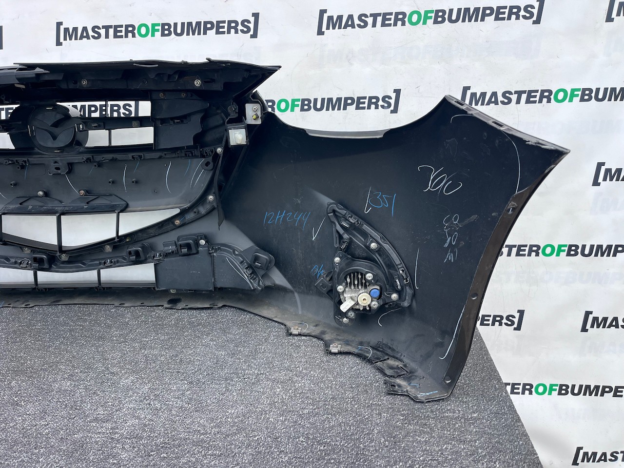 Mazda 2 Mk3 Hatchback Skyactive 2014-2018 Front Bumper Genuine [g536]