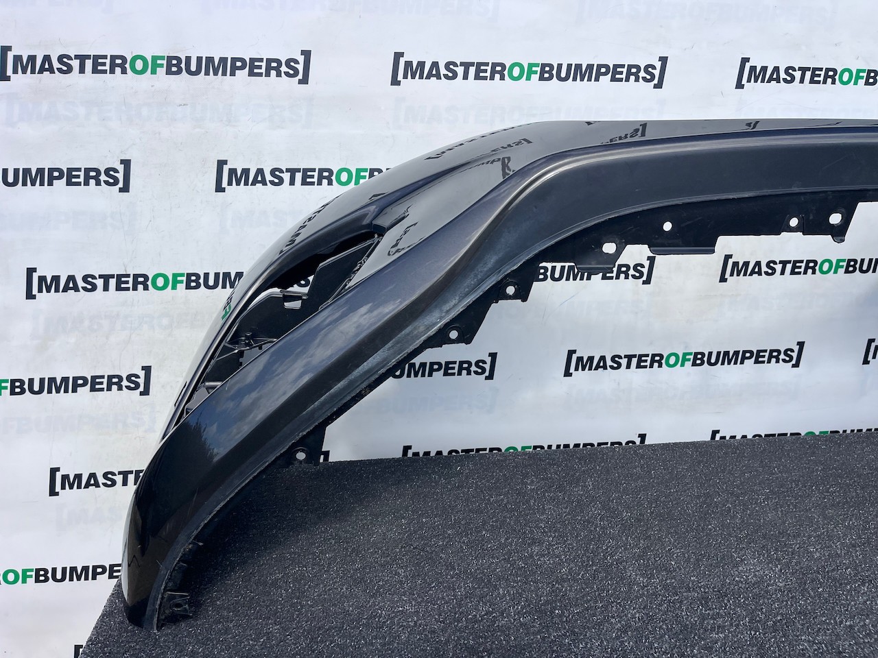 Mazda 3 Skyactiv Saloon Estate Mk3 2013-2016 Front Bumper No Pdc Genuine [g640]