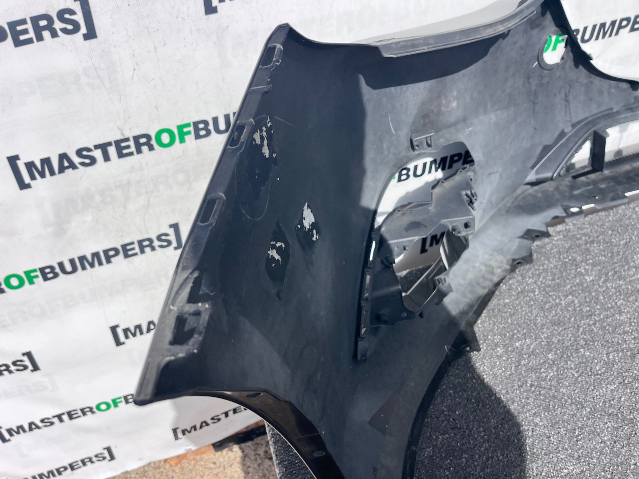 Mazda 3 Skyactiv Saloon Estate Mk3 2013-2016 Front Bumper No Pdc Genuine [g640]