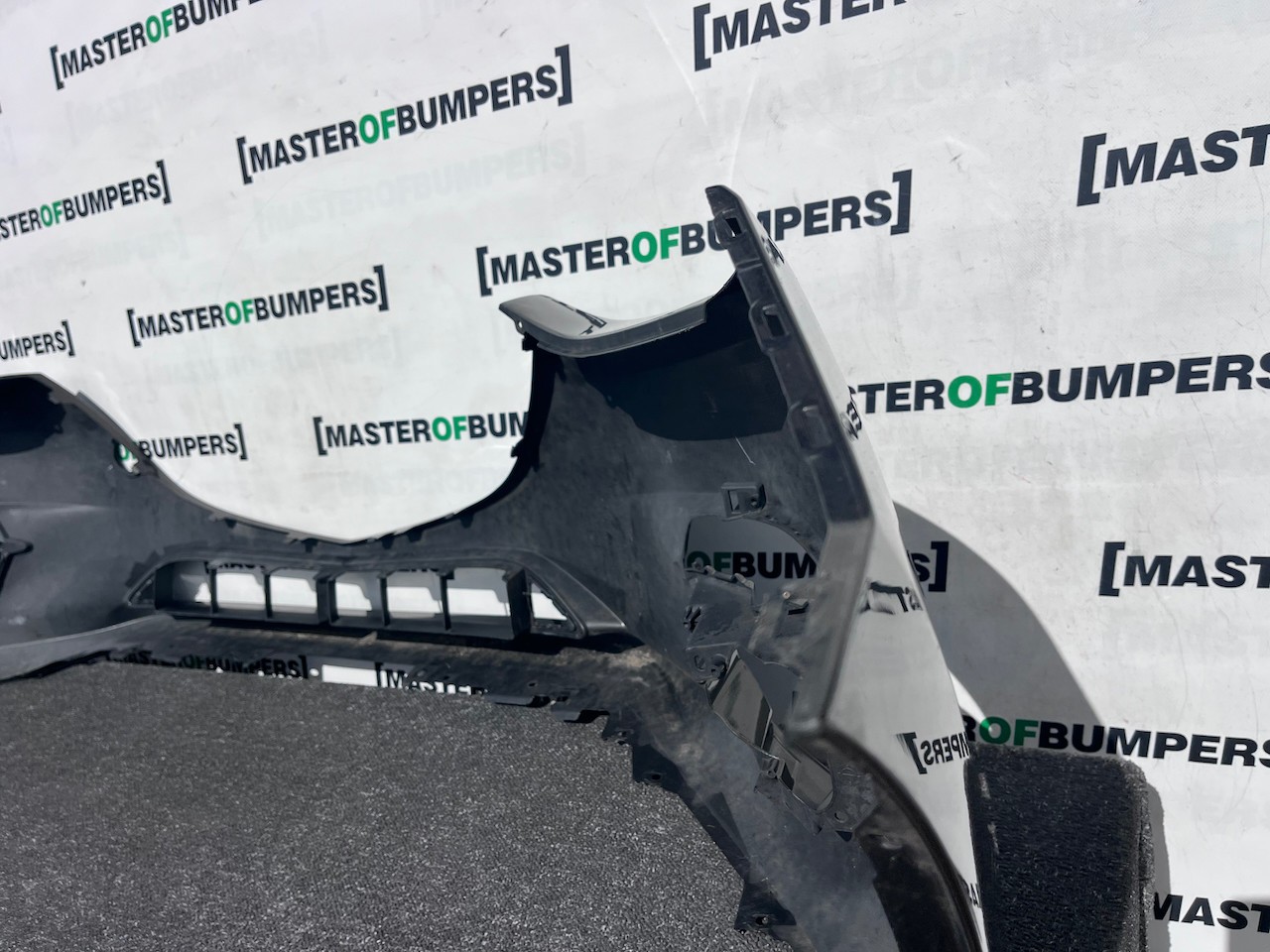 Mazda 3 Skyactiv Saloon Estate Mk3 2013-2016 Front Bumper No Pdc Genuine [g640]